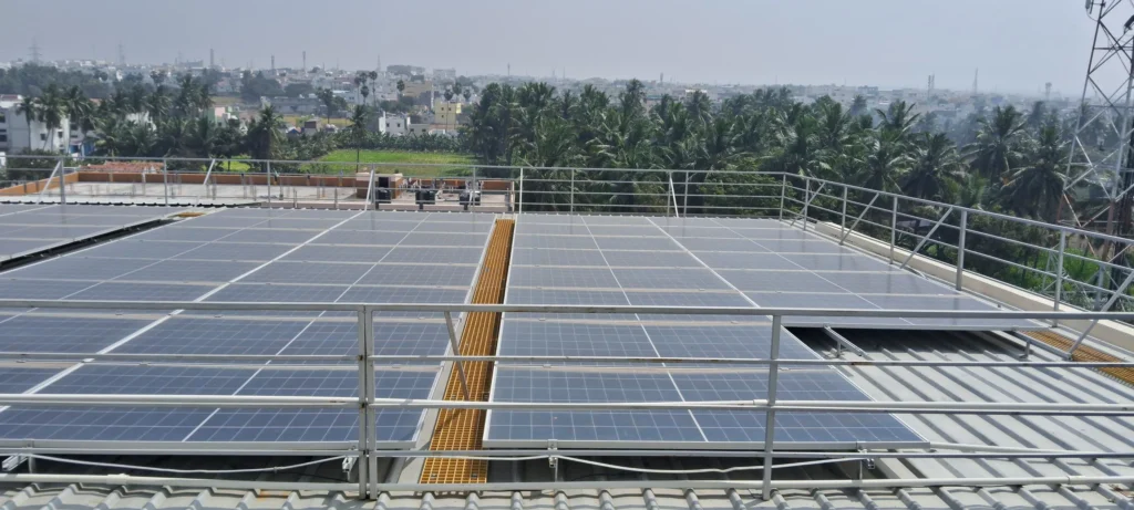 On-Grid vs. Off-Grid EPC Solar Systems